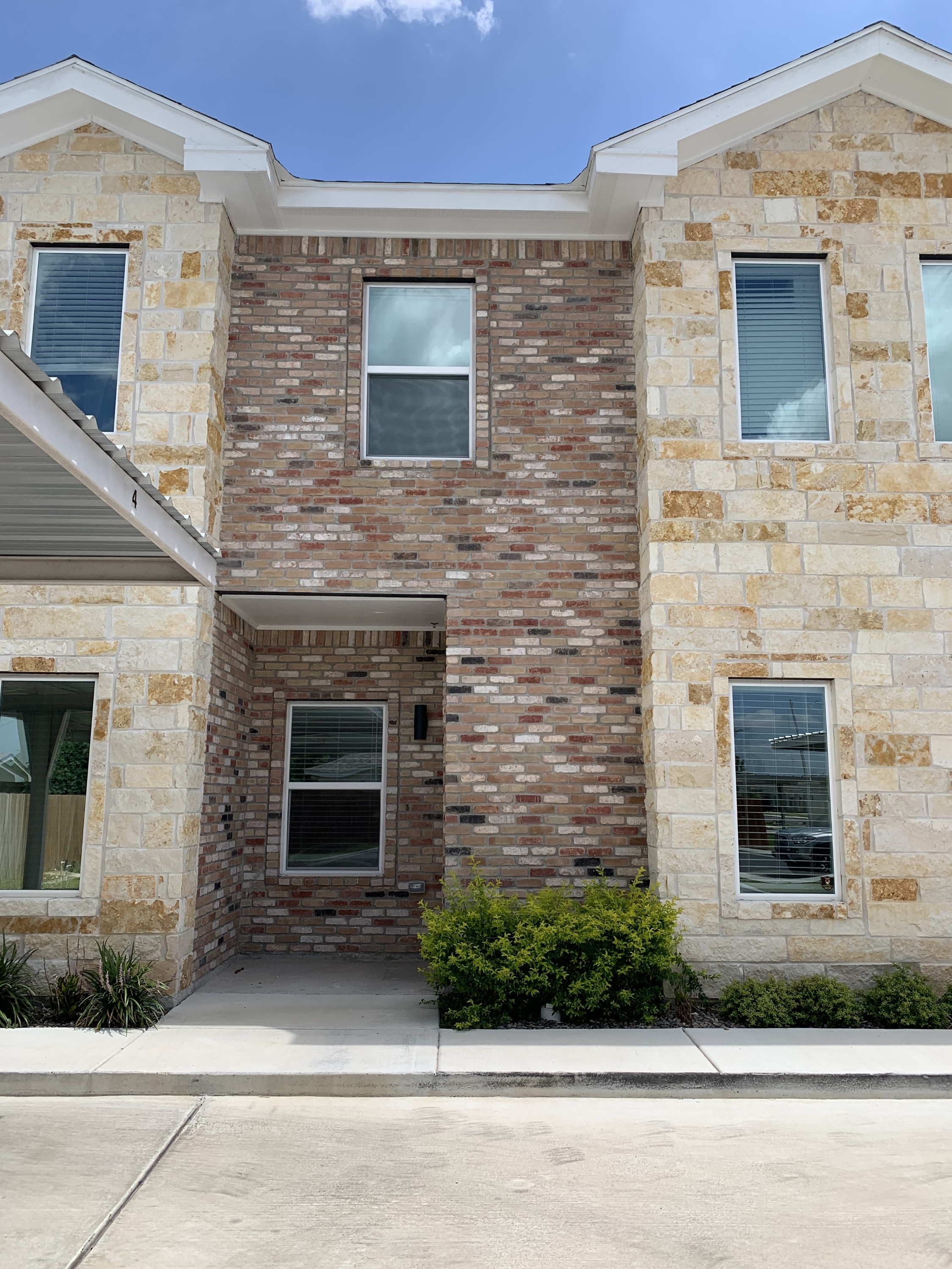 4614 West Huckleberry - 3